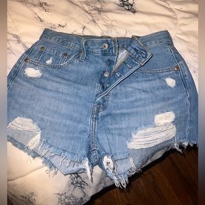 Levi shorts